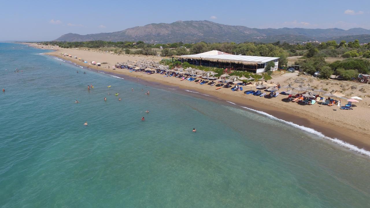 Panelma Villa Tranquil Coastal Retreat In Zacharo Tholon Exterior foto