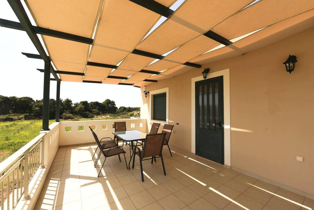 Panelma Villa Tranquil Coastal Retreat In Zacharo Tholon Exterior foto